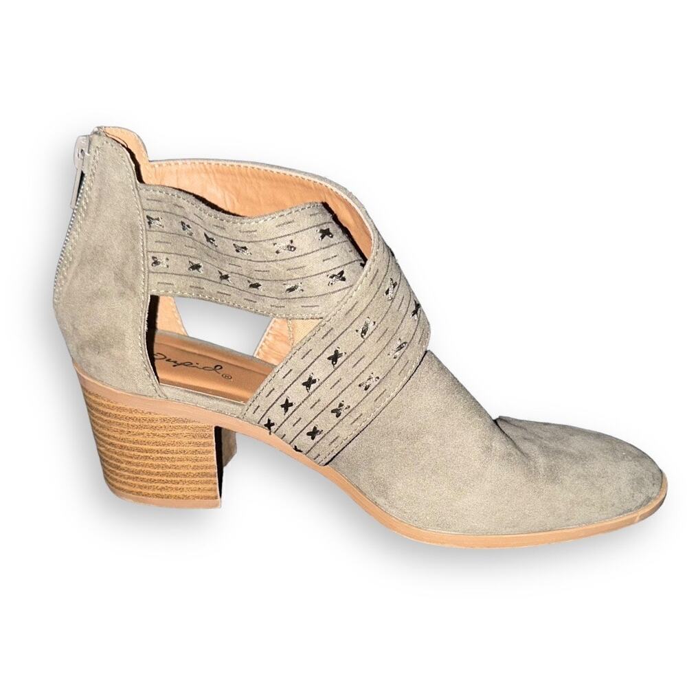 Qupid suede Green x-band x-band closed toe chunky Heeled Booties Size 7.5​​​​​​​